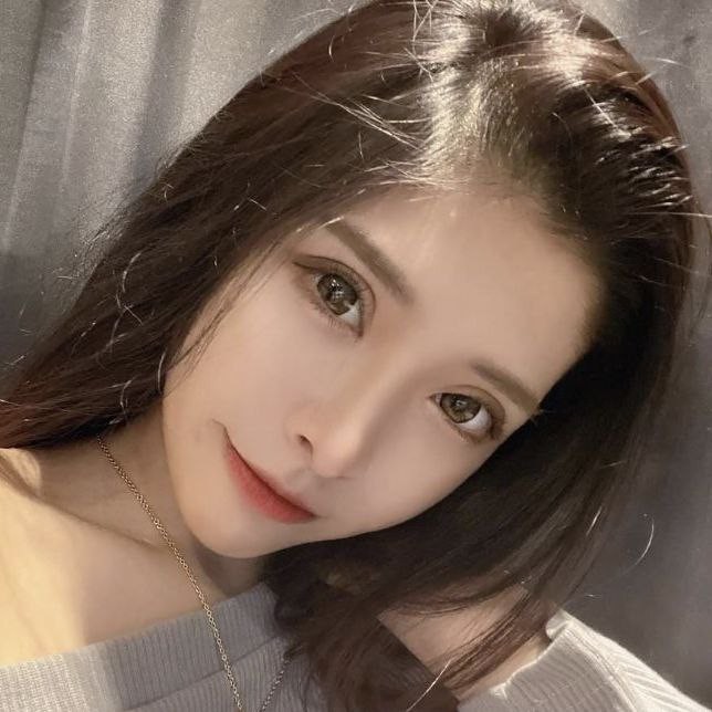 上海高颜值白虎女神级护理师 张心慈 分手后被男友曝光性爱私拍 在胯下扭动的样子风骚至极！ 封面