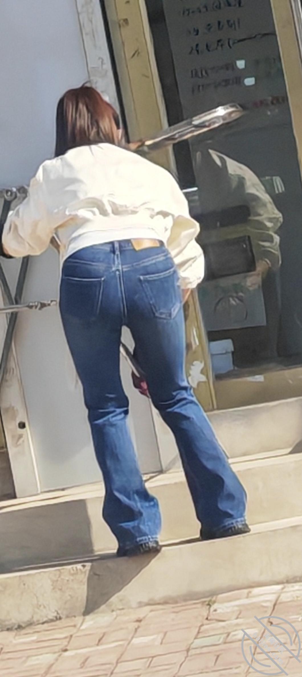 后入翘臀 封面