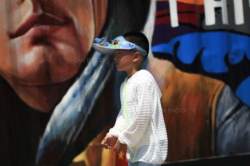 今日吃瓜照片封面,揭秘网红封面背后的故事